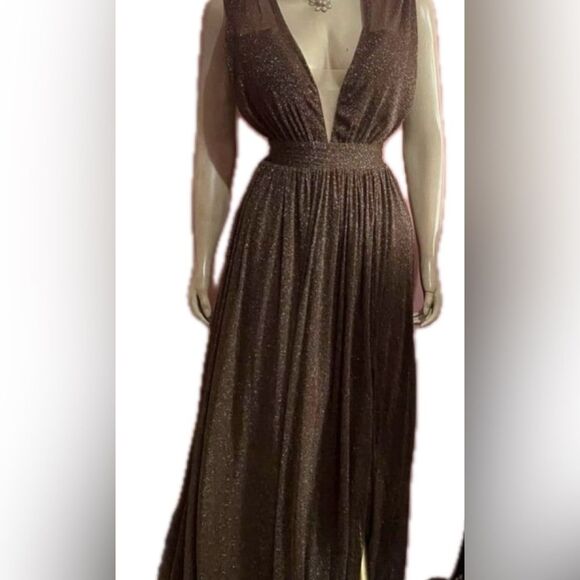 Miss Ord NWT Plunging High Slit Shimmer A Line Pleated Padded Gown Dress L - Picture 1 of 10